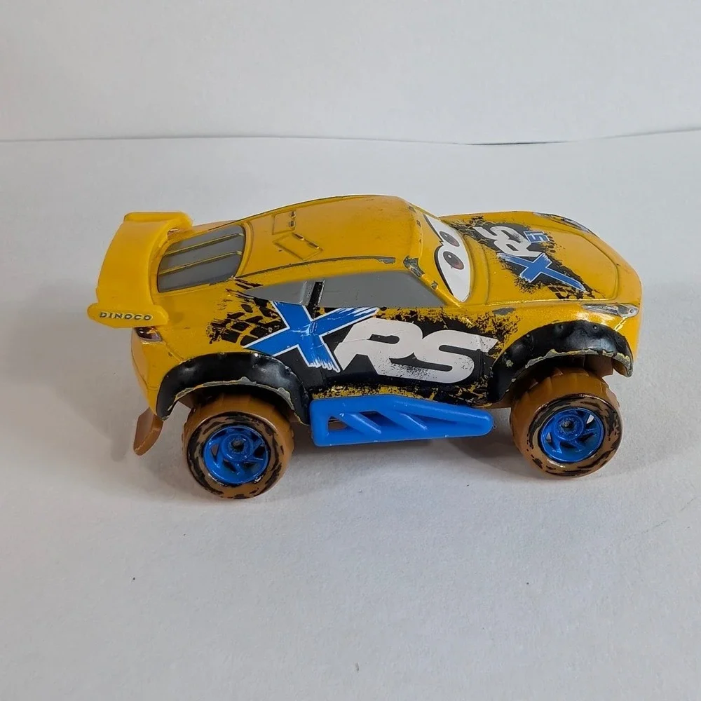 Disney Pixar Cars Mattel XRS Mud Racing Cruz Ramirez Dinoco 51 Diecast Car
